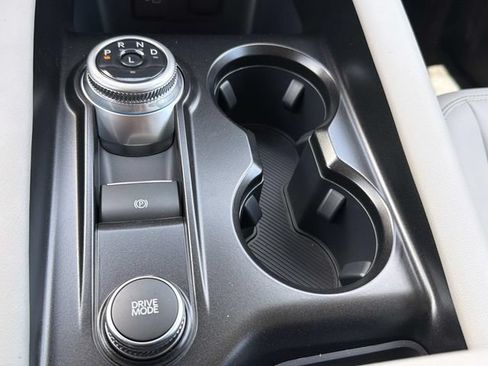 New 2026 Ford Explorer Active w/ Active Comfort Package RWD image 34