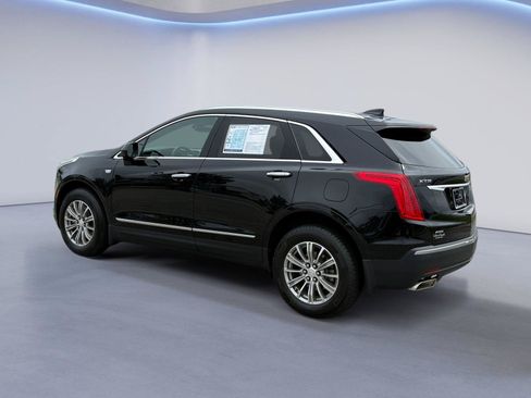 Used 2017 Cadillac XT5 Luxury w/ Driver Awareness Package AWD/4WD image 10