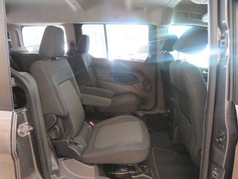 Used 2020 Ford Transit Connect XLT FWD image 20