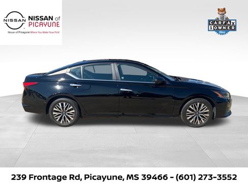 Certified 2024 Nissan Altima 2.5 SV image 8