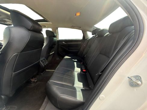 Used 2021 Honda Accord Touring image 20