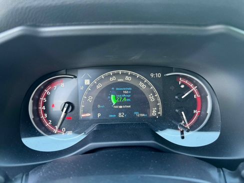 Used 2025 Toyota RAV4 LE FWD image 4