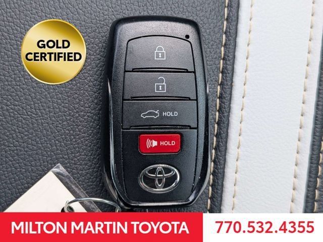 Certified 2026 Toyota Camry Hybrid FWD image 27