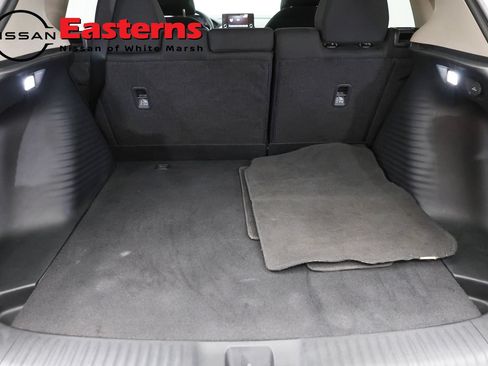 Used 2024 Honda HR-V LX image 9