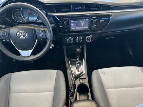 Used 2016 Toyota Corolla L FWD image 13