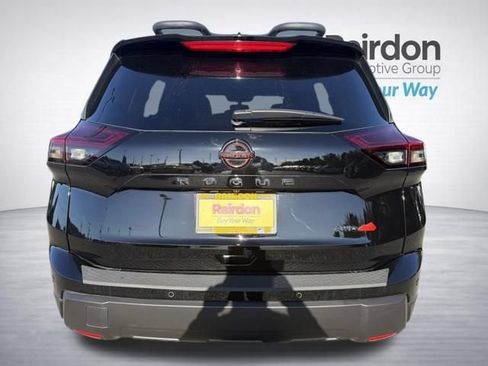 Used 2025 Nissan Rogue SV AWD/4WD image 6