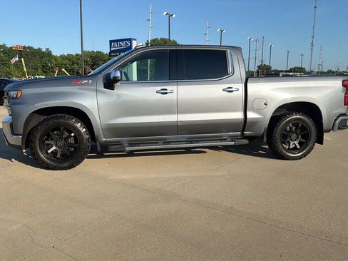 Used 2019 Chevrolet Silverado 1500 LTZ w/ LTZ Premium Package AWD/4WD image 8