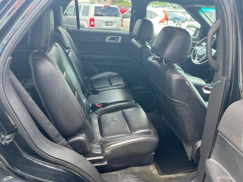 Used 2015 Ford Explorer Sport w/ Equipment Group 401A AWD/4WD image 17