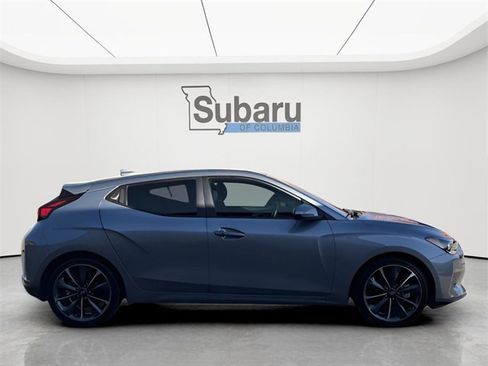Used 2019 Hyundai Veloster 2.0 Premium image 8