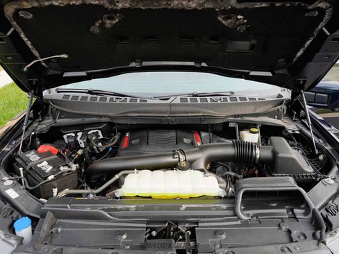 Used 2022 Ford F150 Raptor w/ Convenience Package AWD/4WD image 16