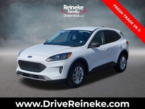 Used 2022 Ford Escape SE w/ Cold Weather Package image 1