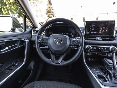 Used 2024 Toyota RAV4 XLE w/ Convenience Package AWD/4WD image 25