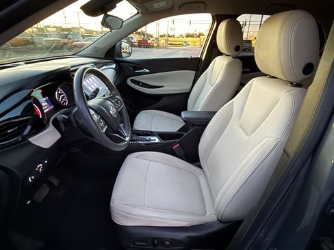 Used 2022 Buick Encore GX Preferred w/ Cold Weather Comfort Package FWD image 13