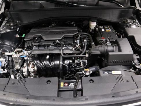 Certified 2025 Hyundai Kona SEL AWD/4WD image 20