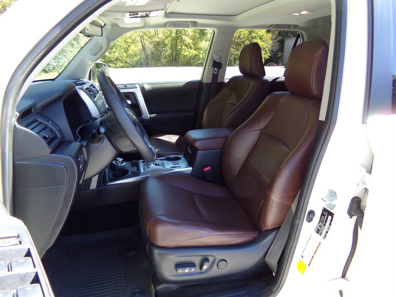 Used 2021 Toyota 4Runner Limited AWD/4WD image 19