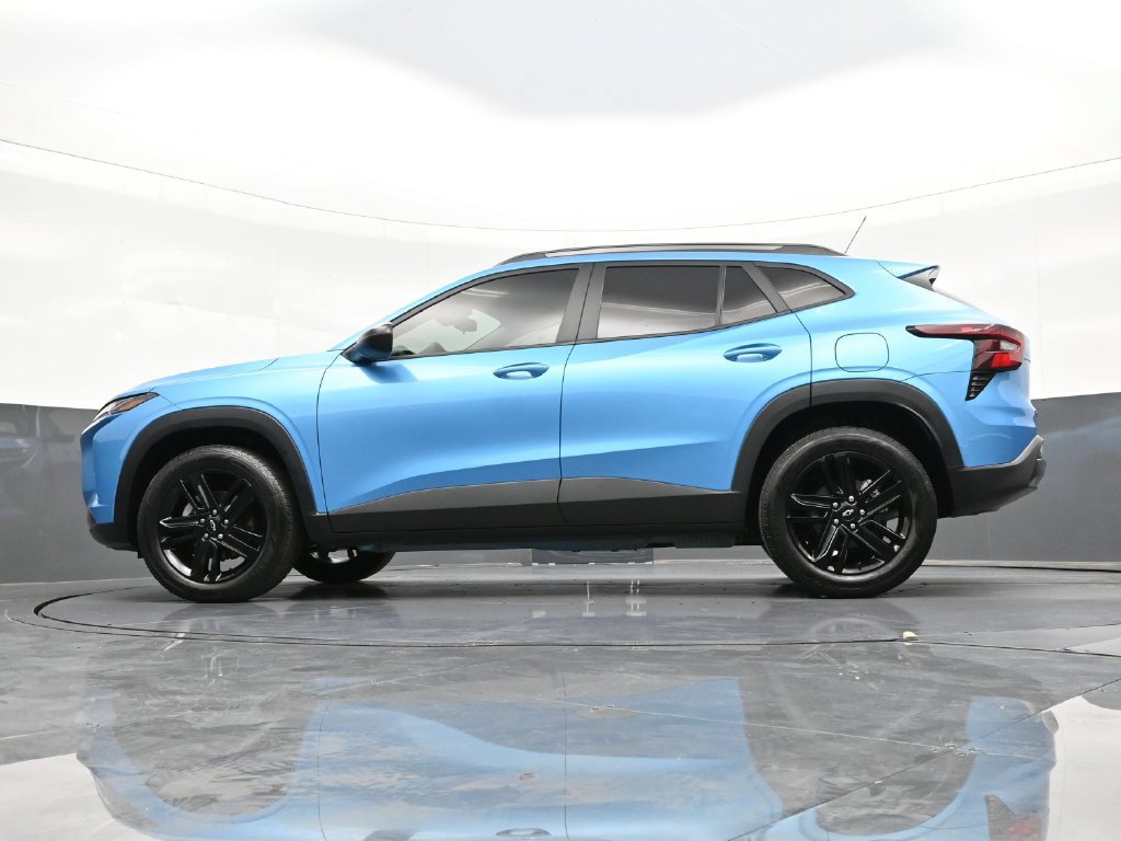 Used 2025 Chevrolet Trax ACTIV w/ Driver Confidence Package FWD image 24