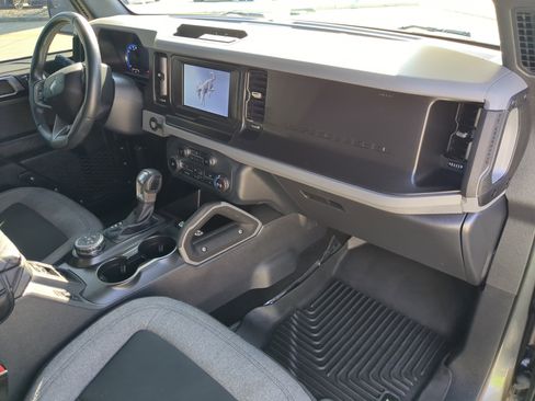 Used 2022 Ford Bronco Big Bend image 12