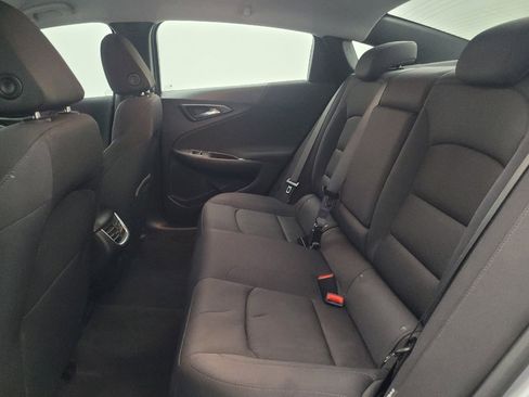 Used 2023 Chevrolet Malibu LT FWD image 18
