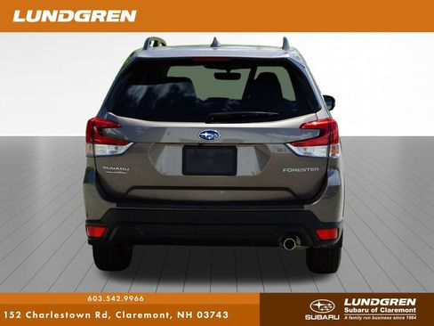 Used 2023 Subaru Forester Limited AWD/4WD image 38