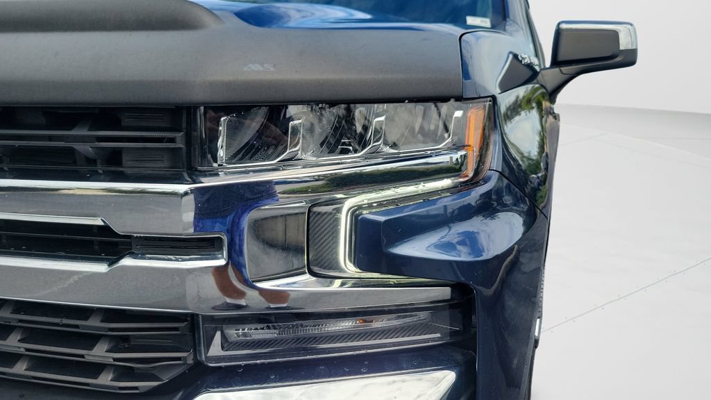 Used 2022 Chevrolet Silverado 1500 LT AWD/4WD image 24