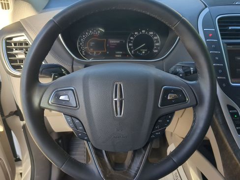 Used 2016 Lincoln MKX Select image 66