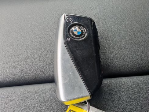 Used 2025 BMW X7 xDrive40i AWD/4WD image 27