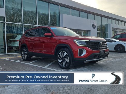 Certified 2024 Volkswagen Atlas SE image 1