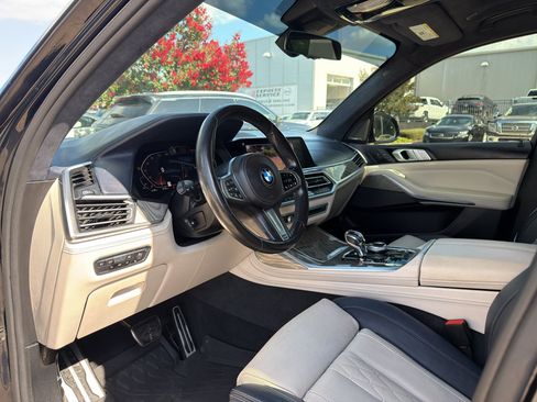 Used 2019 BMW X7 xDrive40i w/ Premium Package AWD/4WD image 10