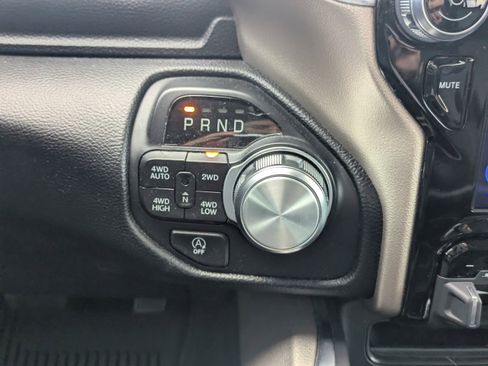 Used 2021 RAM 1500 Laramie AWD/4WD image 18