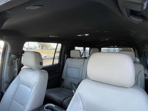 Used 2022 GMC Yukon XL SLE w/ Max Trailering Package image 22