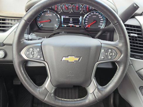 Used 2018 Chevrolet Tahoe LT w/ Luxury Package AWD/4WD image 23