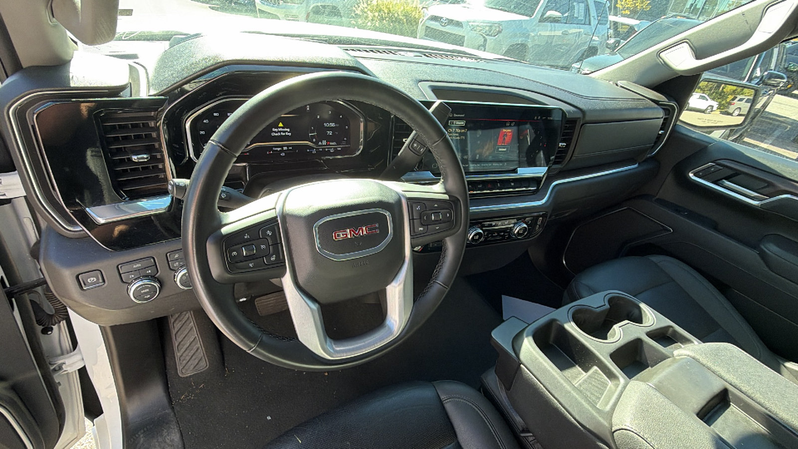 Used 2025 GMC Sierra 1500 SLT AWD/4WD image 25