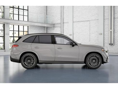 New 2026 Mercedes-Benz GLC 300 image 2