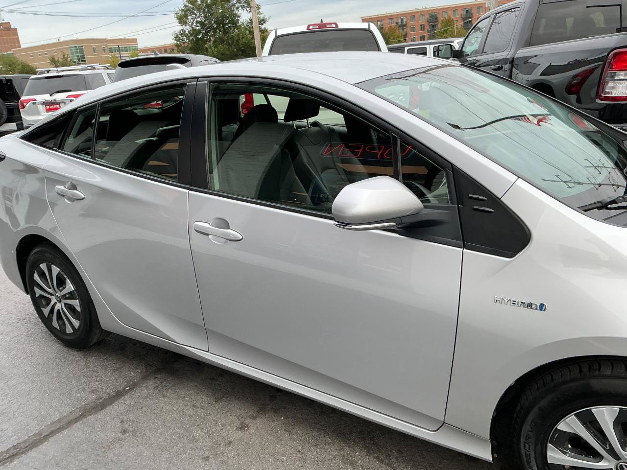 Used 2022 Toyota Prius XLE w/ Advanced Technology Package AWD/4WD image 26