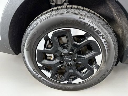 Used 2024 Kia Sorento S w/ Panoramic Sunroof Package image 33