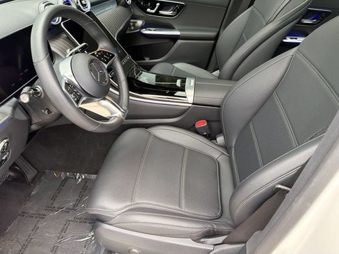 Certified 2026 Mercedes-Benz GLC 300 4MATIC image 5