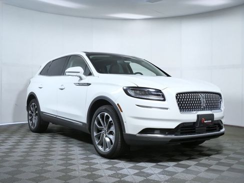 Certified 2022 Lincoln Nautilus Reserve w/ Equipment Group 201A AWD/4WD image 1