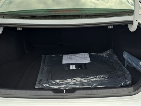 New 2025 Kia K4 LXS image 12