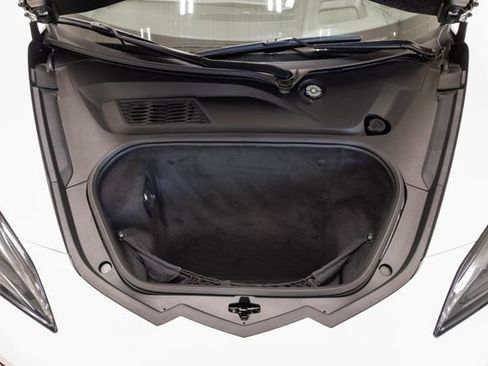 Used 2023 Chevrolet Corvette Stingray Premium Cpe w/ Z51 Performance Package RWD image 31