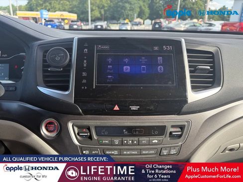 Used 2018 Honda Pilot EX image 8