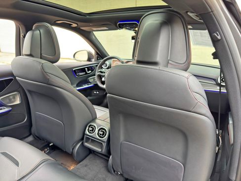Used 2024 Mercedes-Benz C 36 AMG S image 42