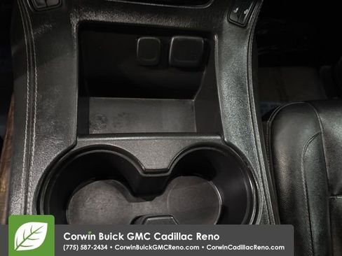 Used 2017 Chevrolet Suburban LT AWD/4WD image 15