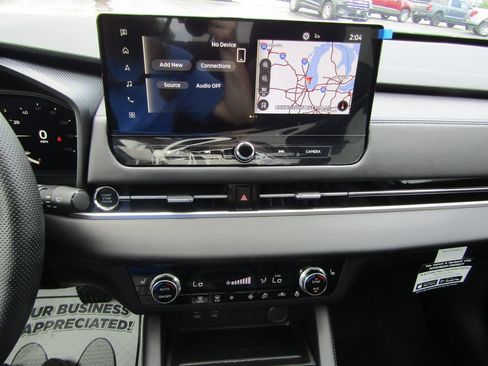 Used 2026 Mitsubishi Outlander SE FWD image 23