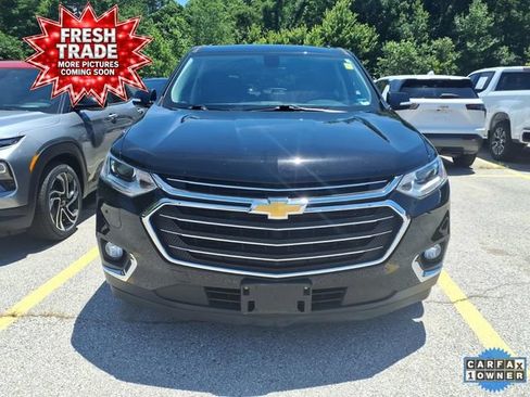 Used 2019 Chevrolet Traverse LT w/ LT Premium Package AWD/4WD image 3