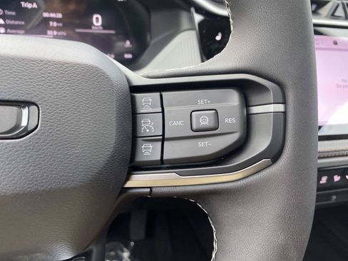 New 2026 Jeep Cherokee Limited AWD/4WD image 13