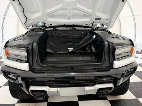 Used 2024 GMC Hummer EV 2X AWD/4WD image 11