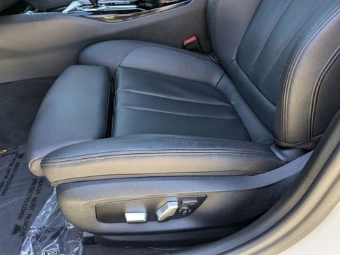 Used 2019 BMW 530i w/ Premium Package RWD image 20