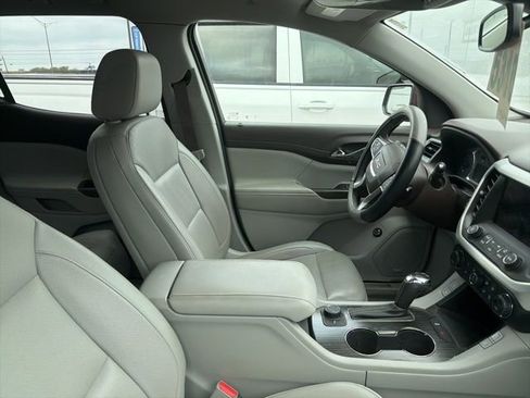 Used 2019 GMC Acadia SLT image 8