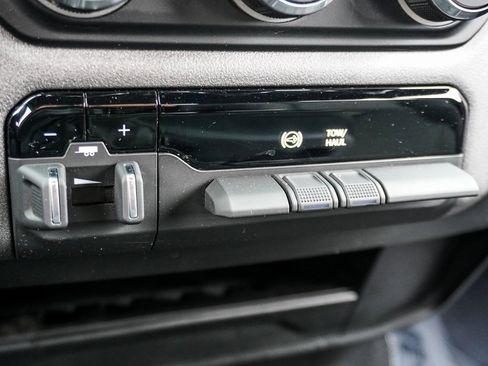 Used 2023 RAM 3500 Tradesman image 23