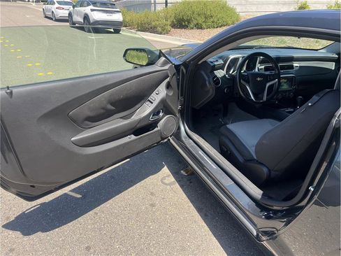 Used 2013 Chevrolet Camaro LT RWD image 10